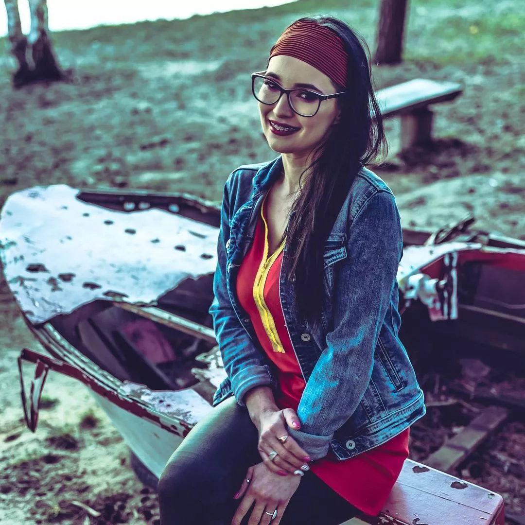 Metamorfoza pięknej wokalistki disco polo! Fani oczarowani zmianami u Emilii z Daj To Głośniej!